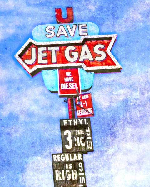 Highway | Retro | Gas Station | Jet | Portrait | Canvas Print | Wall Art